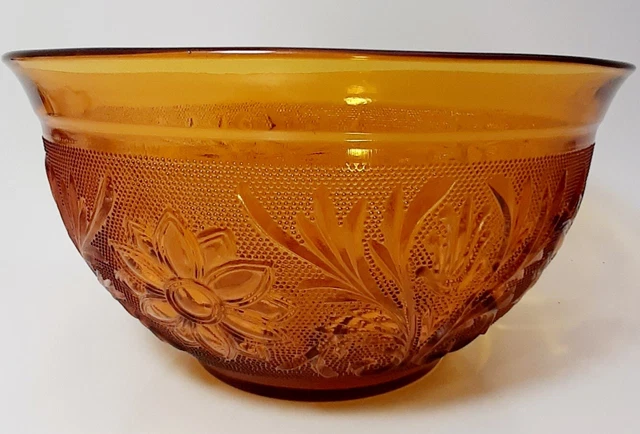 Anchor Hocking Sandwich Desert Gold 9” Salad Serving Bowl Amber Vintage