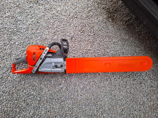 Husqvarna 572 Xp 2 Stroke In Excelant Condition 3 Years Old  3 Hours Work Total