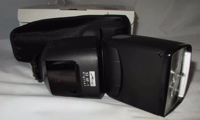 Metz mecablitz 52 AF-1 digital Flash 150 - for Nikon 5