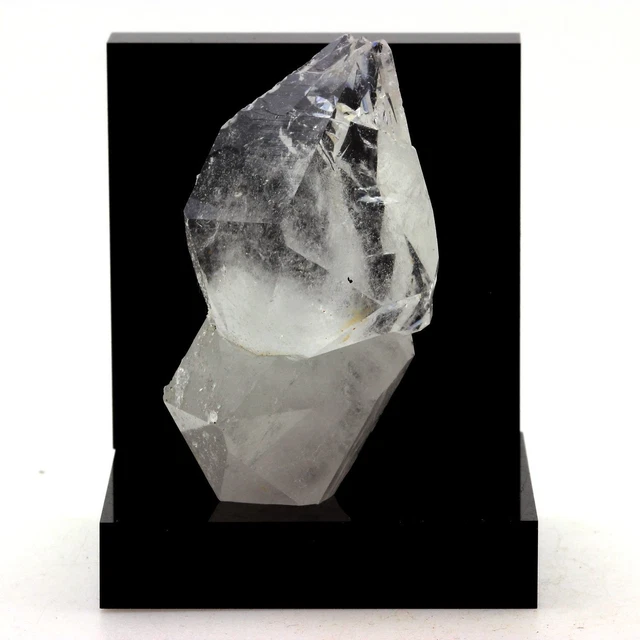Quartz 203.3 Ct. Col De La cross Of Iron ,Savoy,France Rare