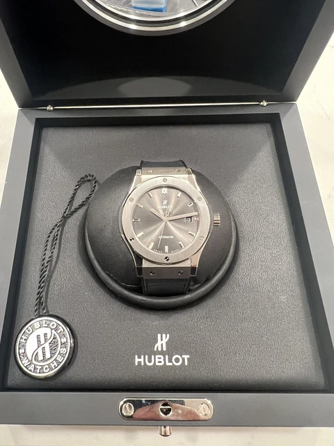 New Hublot Classic Fusion Titanium Automatic 42 mm Watch 542.NX.7071.LR New Hublot Classic Fusion Titanium Automatic 42 mm Watch 542.NX.7071.LR