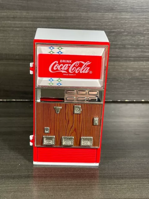 Vtg COKE mini vending Machine metal toy rare doll furniture things go better Vtg COKE mini vending Machine metal toy rare doll furniture things go better