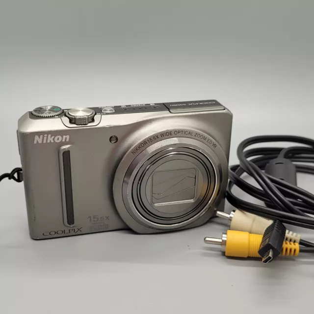 Nikon Coolpix S9050 12.1MP Compact Digital Camera Silver Faulty
