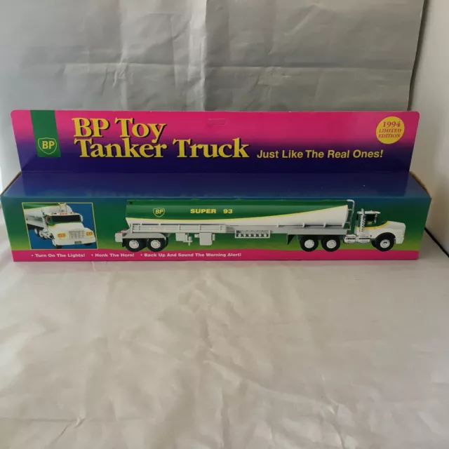 BP Limited Edition Toy Gasoline Tanker Semi-Truck 1994 Green & White New