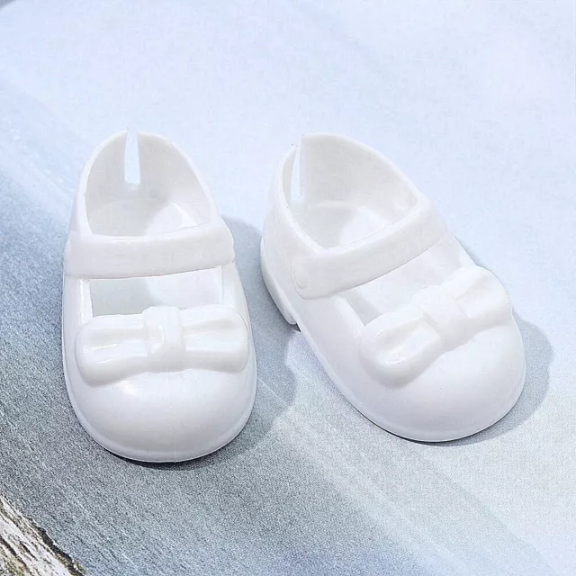 Puppen Schuhe weiß 3,5 cm lang für Minipuppen mit  3 cm - 3,5 cm  Füßchen, Nr 84