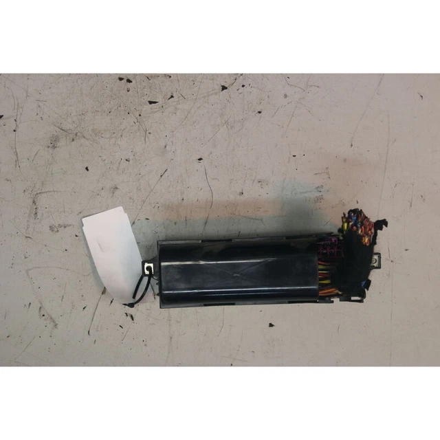 Douille D'Ampoule Pour Feu Arrière Skoda Roomster (2008-2015) - Référence N°6R0953123A - Lot De 2