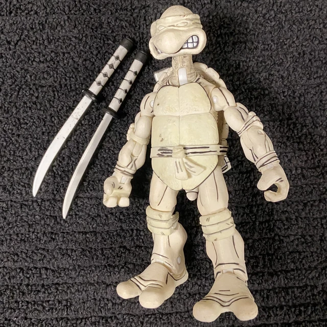 NECA Teenage Mutant Ninja Turtles Leonardo Figure Black and White SDCC 2008 TMNT