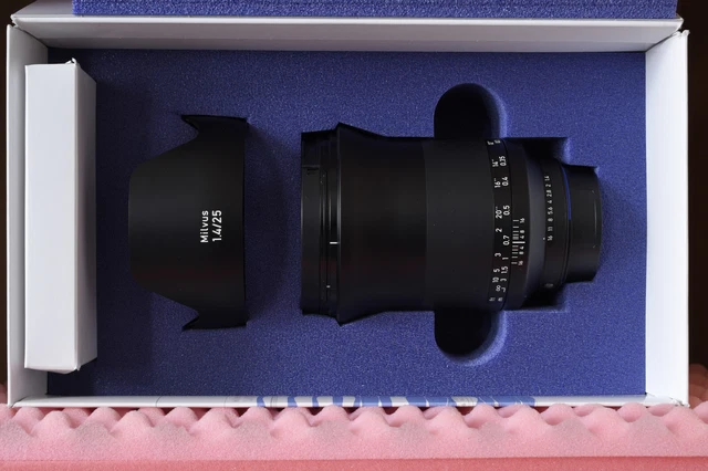 ZEISS MILVUS 25mm F/1.4 ZF.2 NIKON F TOP-Zustand