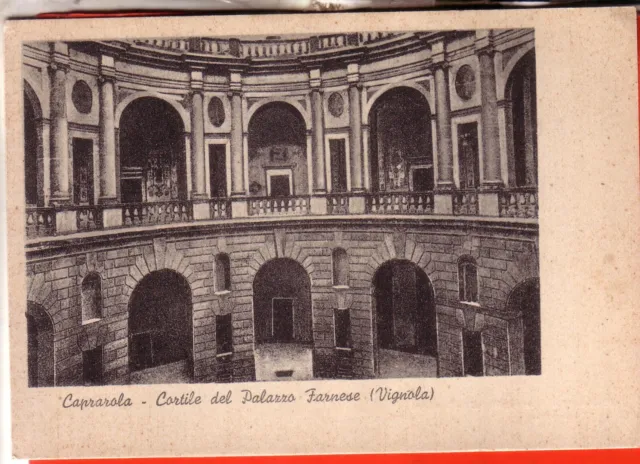 Cartolina Caprarola  Opaca  Non   Viaggiata  Cortile Palazzo Farnese  Regalo