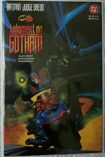 BATMAN JUDGE DREDD: JUDGEMENT ON GOTHAM #1  SIMON BISLEY DC Comics 1991 NM 9.4