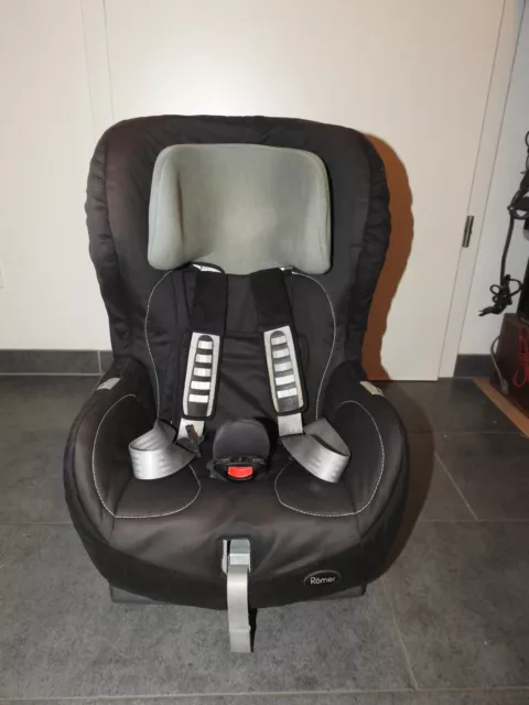 "britax-römer" Kinder-Auto-Sitz 9-18 kg Universal