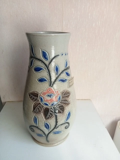 vase ancien en gres artisanal fait main du portugal hauteur 27 cm diamètre 15 cm