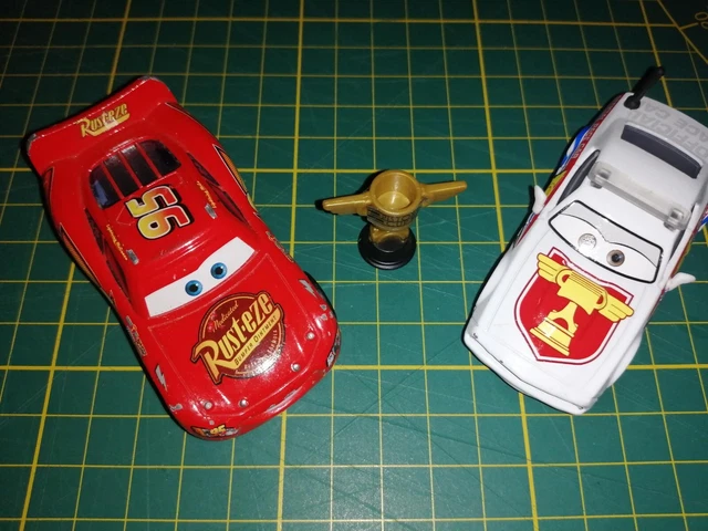 lot de  voitures cars disney pixar metal  d occasion