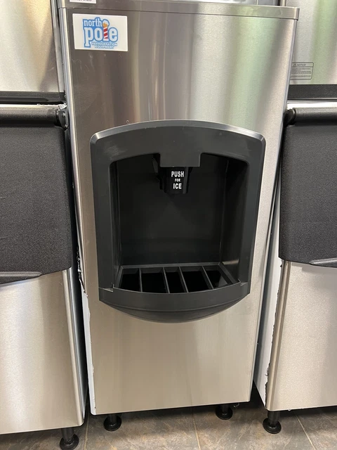 North Pole NP-130D Floor Model Cube Hotel Ice Dispenser - 130 lb Storage, 22"