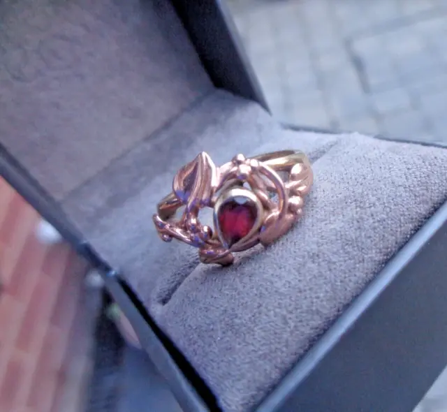 Clogau Welsh 9ct Rose & Yellow Gold & Garnet Tree Of Life Ring  - size O