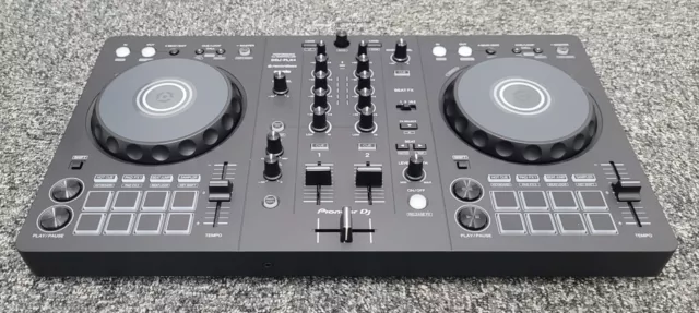 Pioneer DJ DDJ-FLX4 Doppeldecker-Controller - geöffnet unbenutzt 3