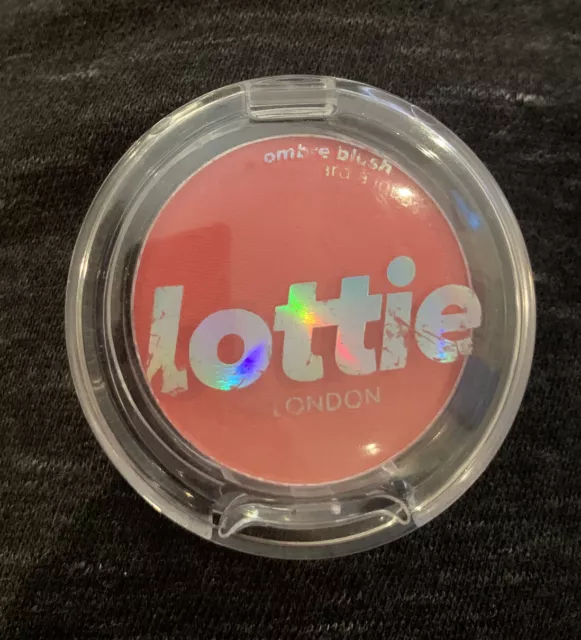 "Nuevo rubor Lottie London Ombre "HAZE" muestra pequeña/tamaño de viaje 2,5 g/0,88 oz