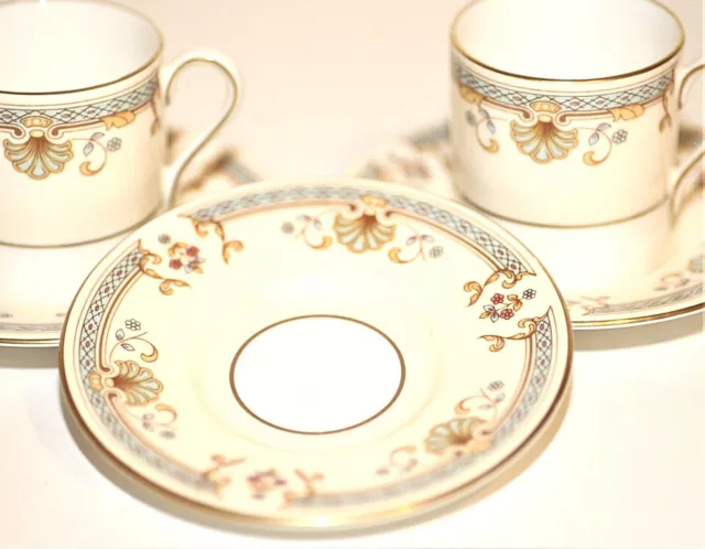 Shelbourne Aynsley Tea Cup & Saucer Set of 4 Bone China England Blue & Ivory 3