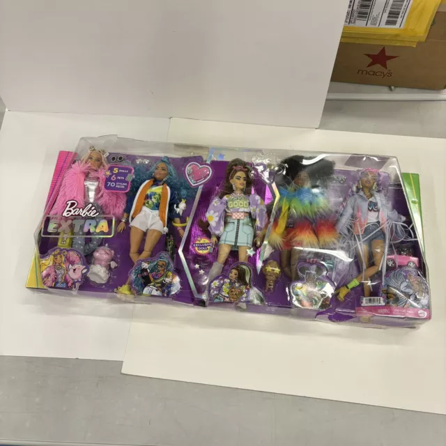 Barbie Extra 5-Doll Set W/6 Pets & 70 Styling Pieces Mattel NEW