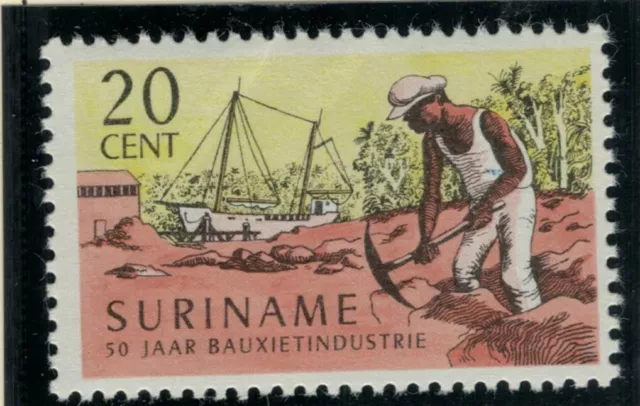 Suriname, Scott 341 - 342 in MNH Condition