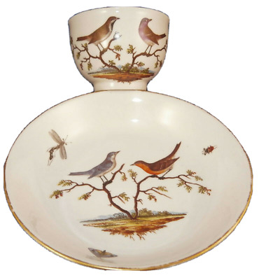 Antigua taza de porcelana y platillo escena de pájaro escena escénica de porcelana del siglo XVIII de Ludwigsburg