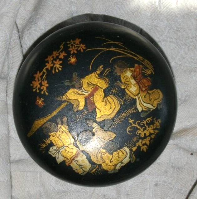Corbeille Ancienne En Papier Mâché Napoléon III, Motif Chevalier Lorrain, France