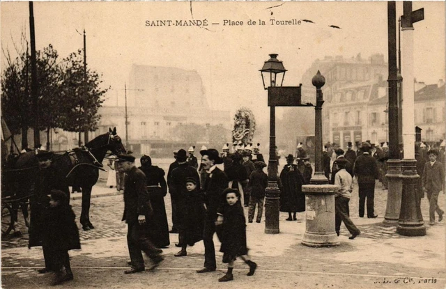 CPA AK St-MANDÉ Place de la Tourelle (672423)