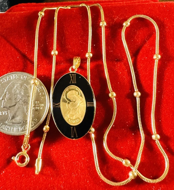 18K 750 Saudi Real Gold Black onyx Maria & Son Necklace 17.5” Long 2.5mm 8.7g 18K 750 Saudi Real Gold Black onyx Maria & Son Necklace 17.5” Long 2.5mm 8.7g