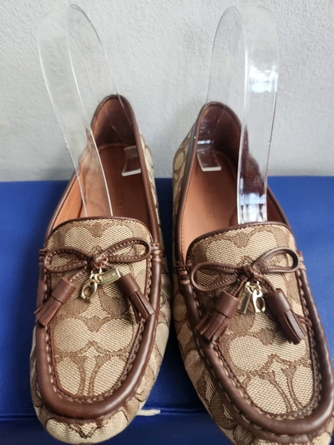Coach Women "Frida" Signature Logo Jacquard Brown slip On Shoes size 6