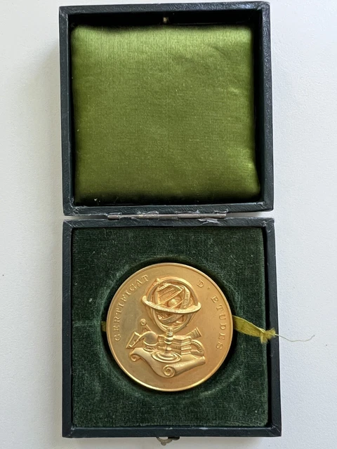 LOT DE MEDAILLE Ancienne En Bronze De Table EUR 28,00 - FR