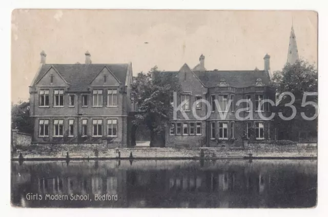 BEDFORD, GIRLS MODERN SCHOOL, c.1905 - Bedfordshire