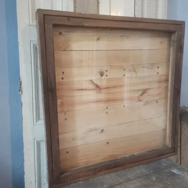 VINTAGE VILLAGE OR Shop Notice Board, Glass Front Wooden Hand