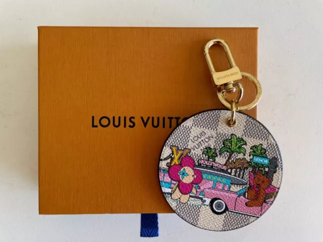Louis Vuitton Bag Charm Review,FLEUR DE MONOGRAM BAG CHARM,M67119 