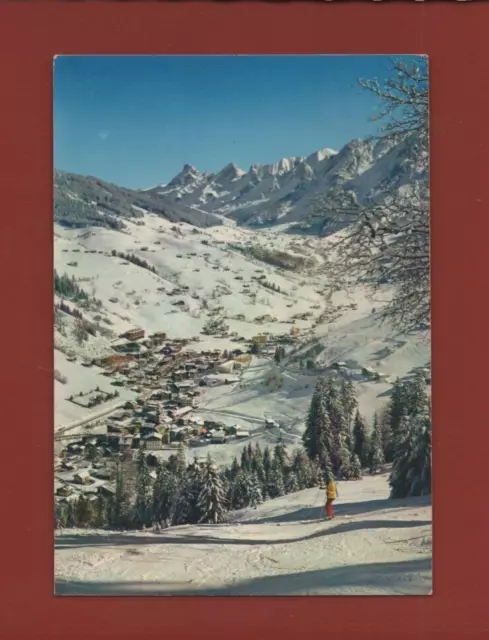 LA CLUSAZ - Vue générale  ....   (G32)