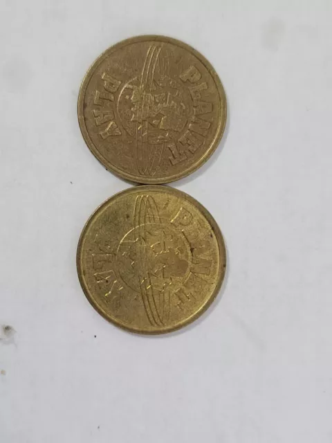 Lot 2X VINTAGE PLANET PLAY VIDEO GAME ARCADE TOKEN COIN