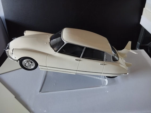 NOREV Citroën DS Fantomas Volante Echelle 1:43 Voiture Miniature