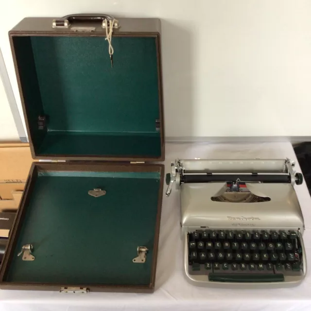 Remington Travel-Riter Portable Manual Typewriter