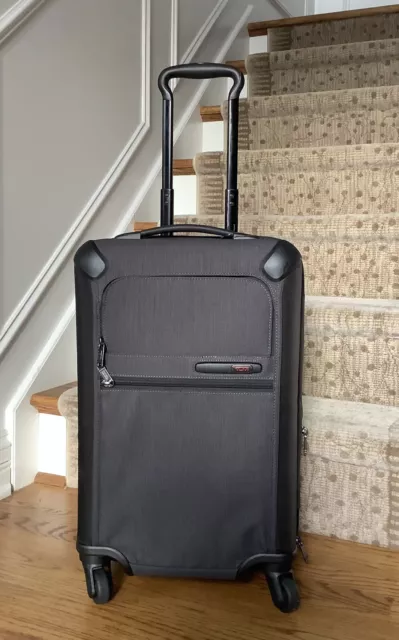 $795 ~TUMI GEN 4.2 4-Wheel Carry On Nylon Luggage Grey INTERNATIONAL EXPANDABLE