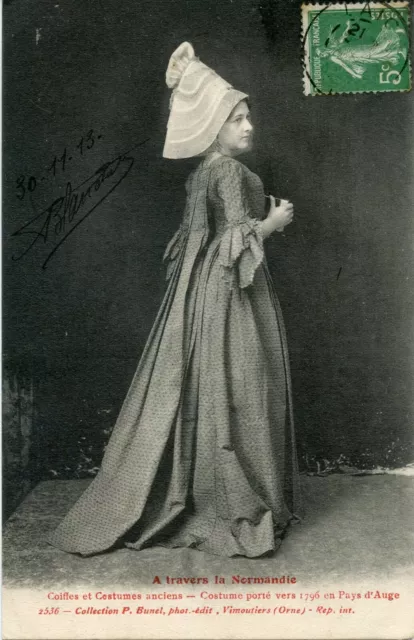 Cpa / Ornament / Through Normandy Antique Headdresses & Costumes / In The Country Of Rise