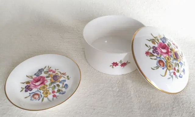 Royal Worcester, England, Fine Bone China Porcelain, Lid Box, Plates, Flowers