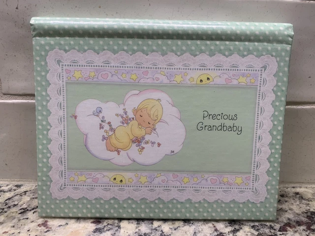 Vintage 2000 Hallmark Precious Moments Grandchild Baby Photo Album 4x6 24 photo