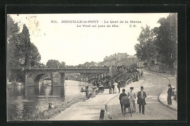 CPA Joinville-le-Pont, Le Quai de la Marne and Le Pont a Day of Holiday