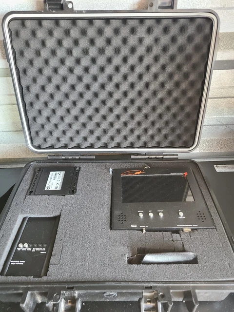 Atlona AT-DIS7 - ProHD Monitor professionale
