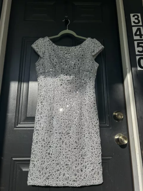 Adrianna Papell Sequin Beaded Sheath Cocktail Silver Dress Size 6