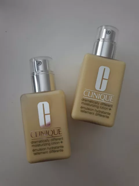 Lot de 2 Clinique Emulsion Hydratante Tellement Différente 125Ml