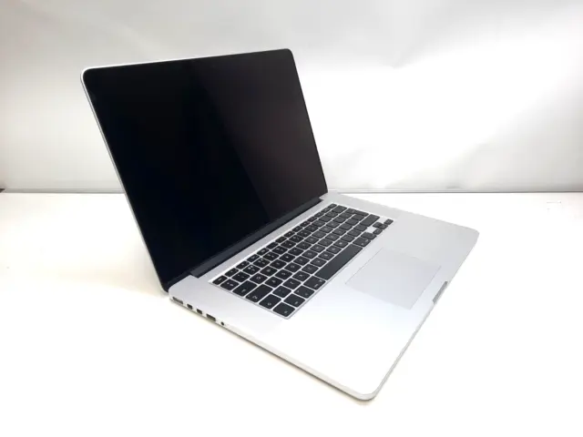 Apple A1398 MacBook Pro EMC 2909 i7-4770HQ 16GB Ram 256GB SSD 15" Inch Laptop