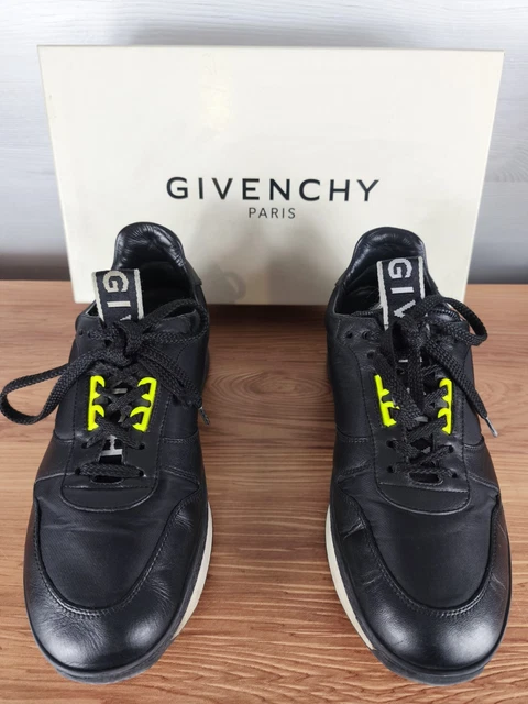 GIVENCHY TR3 RUNNER Mens Sneakers, Trainers, Uk 5.5 Eu39.5  display picture 2