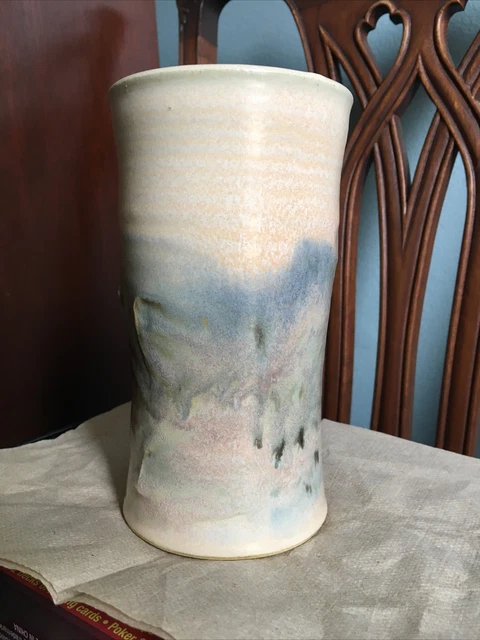 SIGNED Vtg Handmade  Pottery Wheel Thrown 5.5" Stoneware Vase Cream, Blue,Green