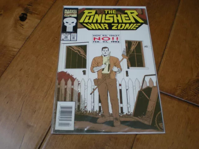 The Punisher War Zone #14 (1992 series) Marvel Comics VF/NM