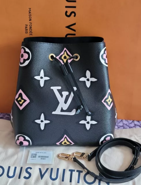 Louis Vuitton Neo Noe Black Bucket Bag Wild at Heart Giant Monogram MK  Leopard